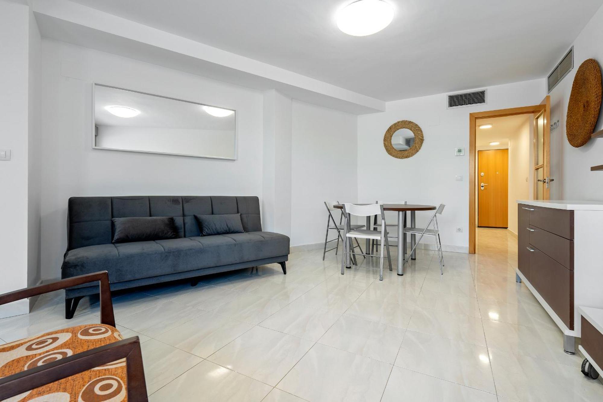 Hauzify I Apartament Mestral Cambrils Eksteriør bilde